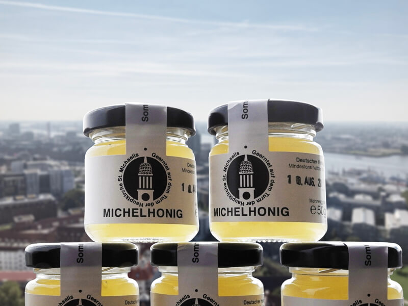 Bienenstcke auf dem Hamburger Michel - Michelhonig